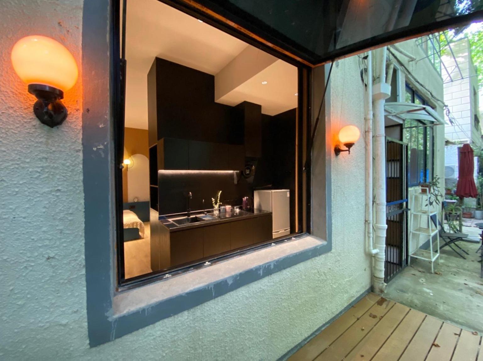 Apartment Hills & Gefii Hengshan Road Close To Hengshan Rd Bar Street And Subway Line1 Shanghai